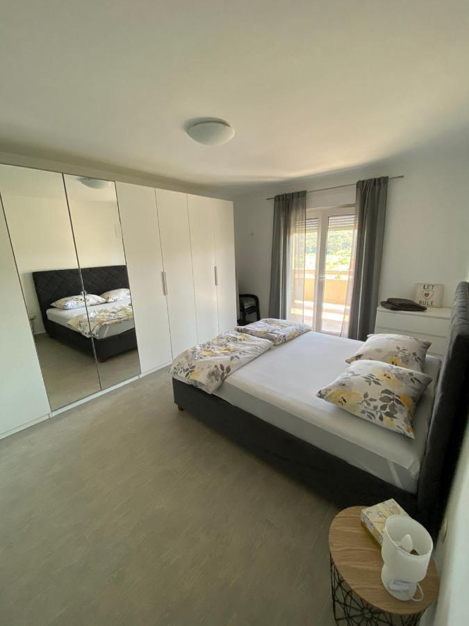 Apartman Ana Kampor Exterior foto